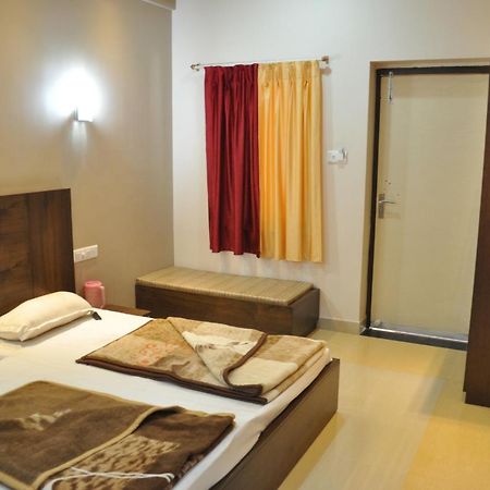 Hotel Oasis Mount Abu Dış mekan fotoğraf