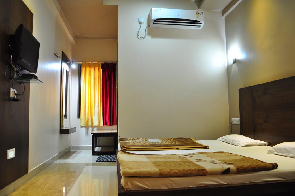 Hotel Oasis Mount Abu Dış mekan fotoğraf