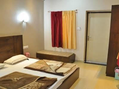 Hotel Oasis Mount Abu Dış mekan fotoğraf