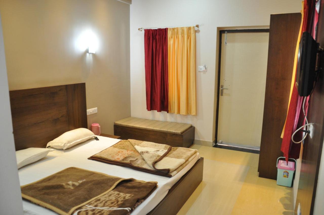Hotel Oasis Mount Abu Dış mekan fotoğraf